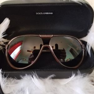 Dolce & Gabbana Brown Aviator Sunglasses
Never worn